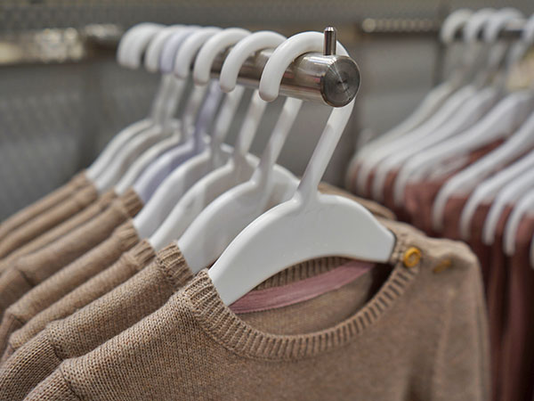 COAT HANGER